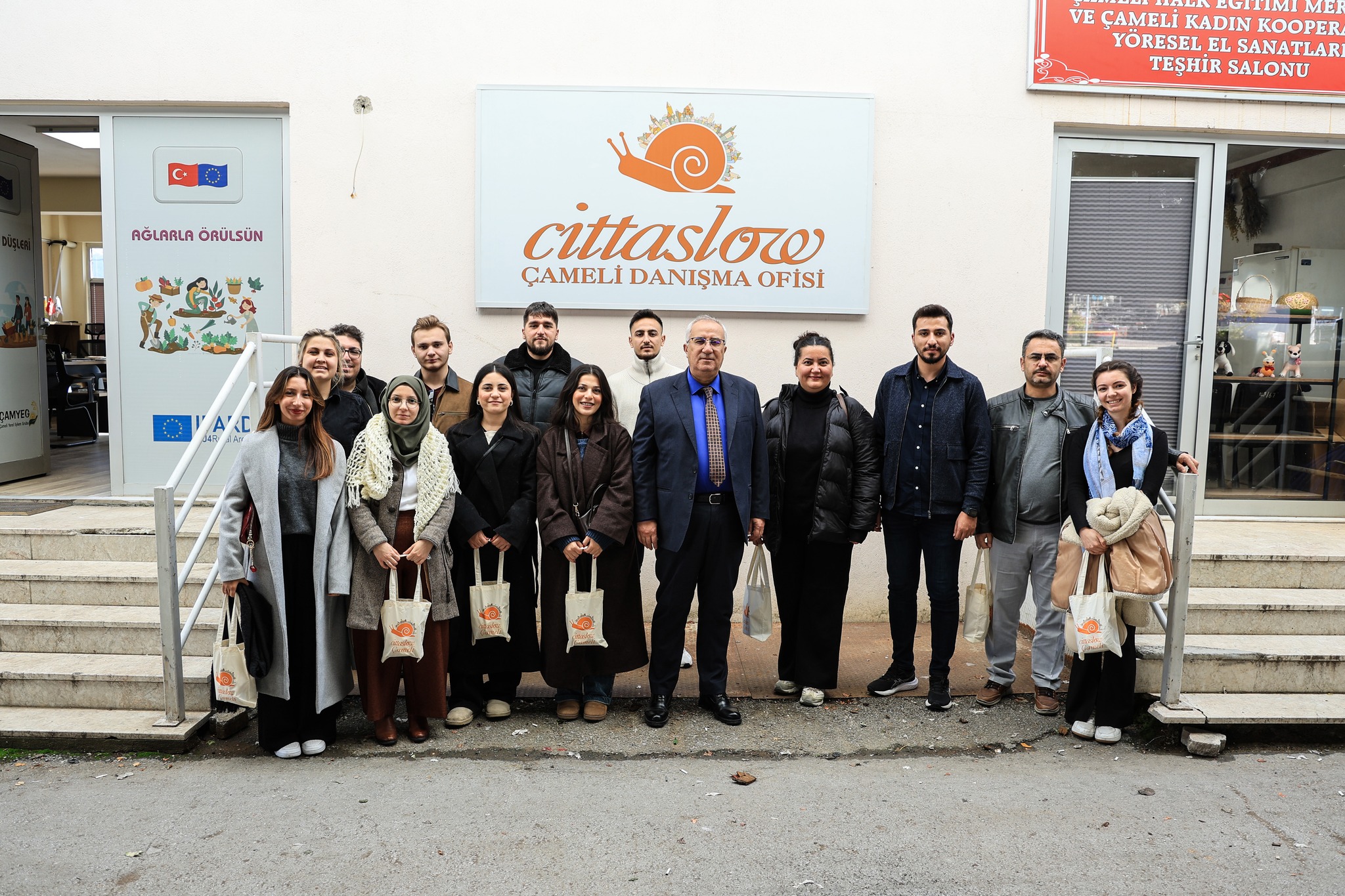 Pamukkale Üniversitesi Öğrencileri Cittaslow Çameli’yi Ziyaret Etti